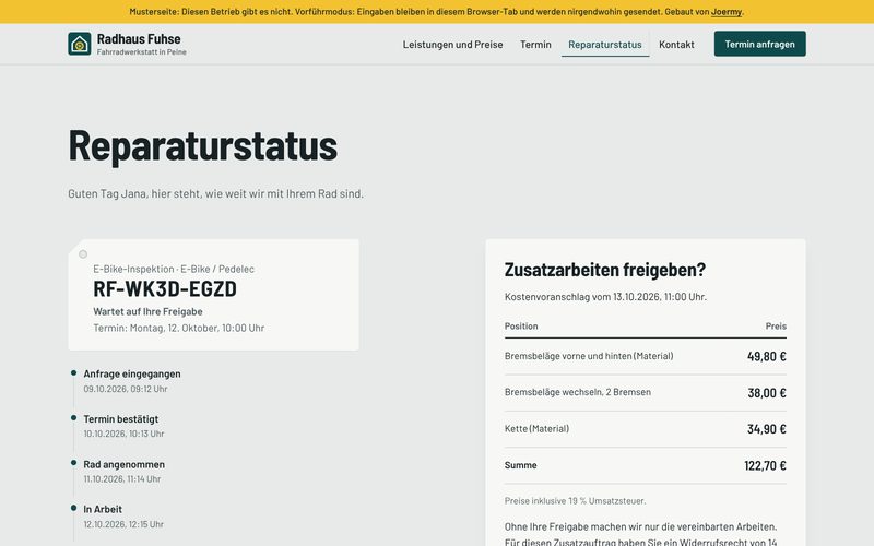 Reparaturstatus aus Sicht der Kundin: Anhänger mit Auftragsnummer und Status Wartet auf Ihre Freigabe, Verlauf des Auftrags und rechts der Kostenvoranschlag mit drei Positionen zum Freigeben